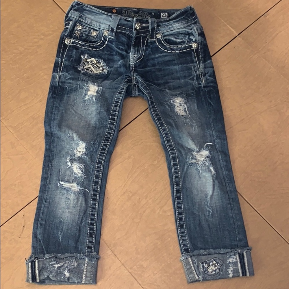 Miss Me Capri Jeans